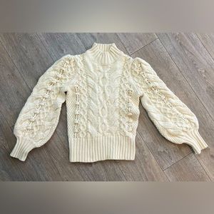 Beautiful chunky Banana Republic knitted sweater NWT